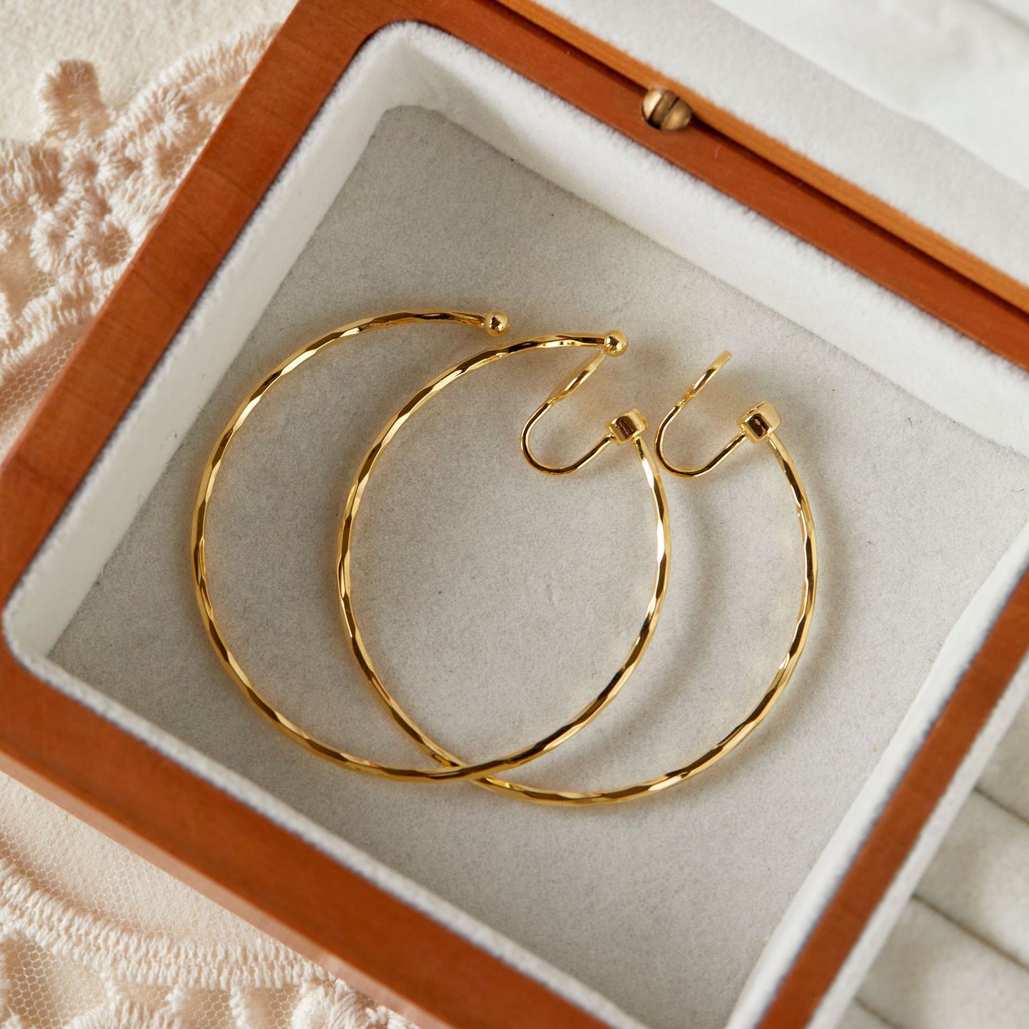 Big Circle Temperamental Minority Ear Mosquito Earrings
