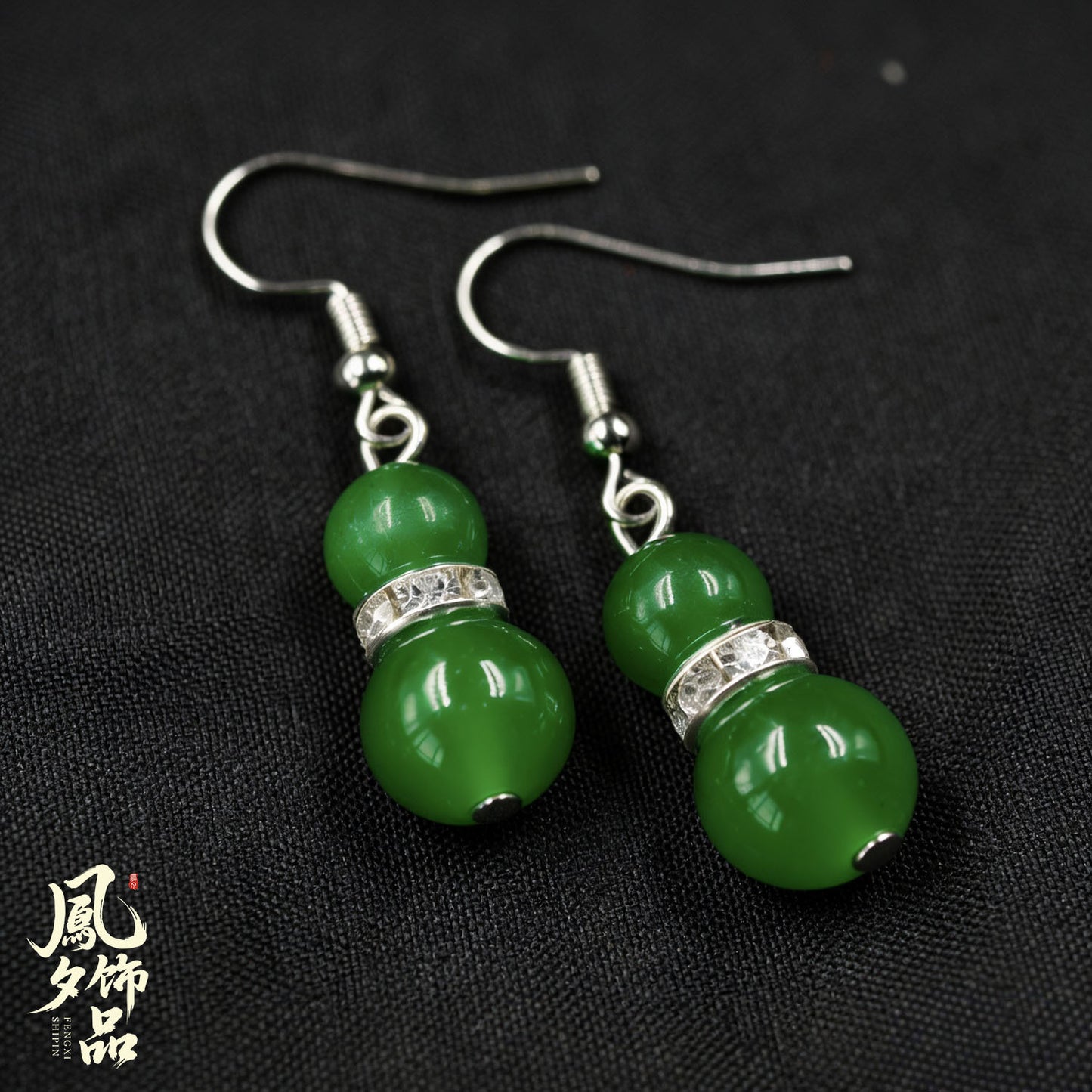 Mom Chain Three-piece Emerald Mother's Day Gift Necklace