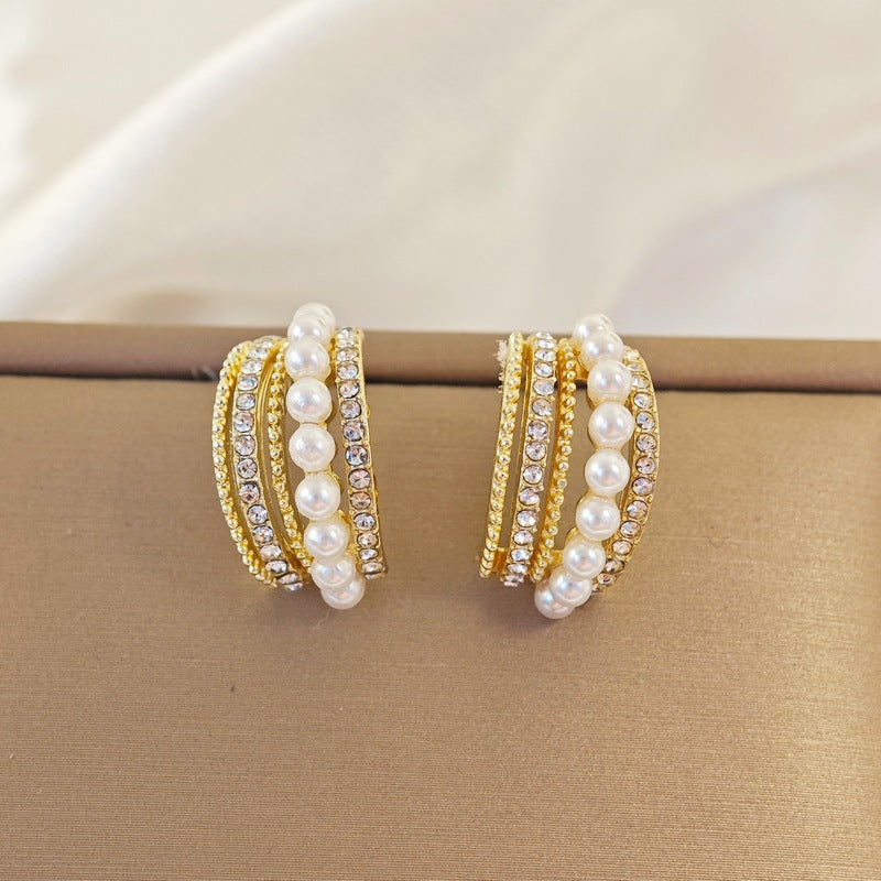 Women's Creative Simple Pearl Vintage Ornament Earrings