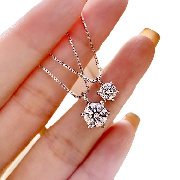 Women's Moissanite Solitaire Exquisite Simple Light Luxury Niche Temperament Necklace