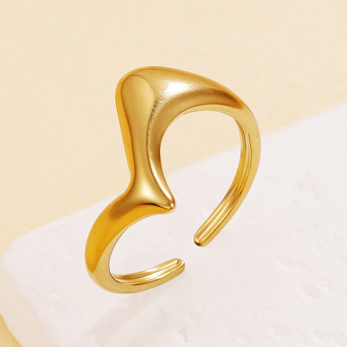 Style Geometric Thick Line Female Personality Twisted Metal Glossy Surface Ring
