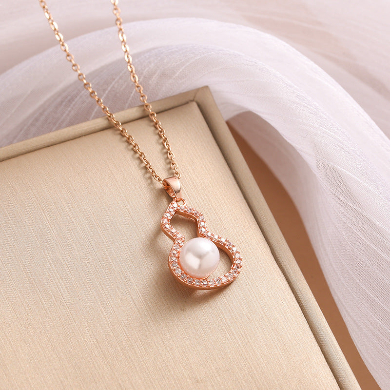 Titanium Steel Diamond Four-leaf Flower Female Necklaces