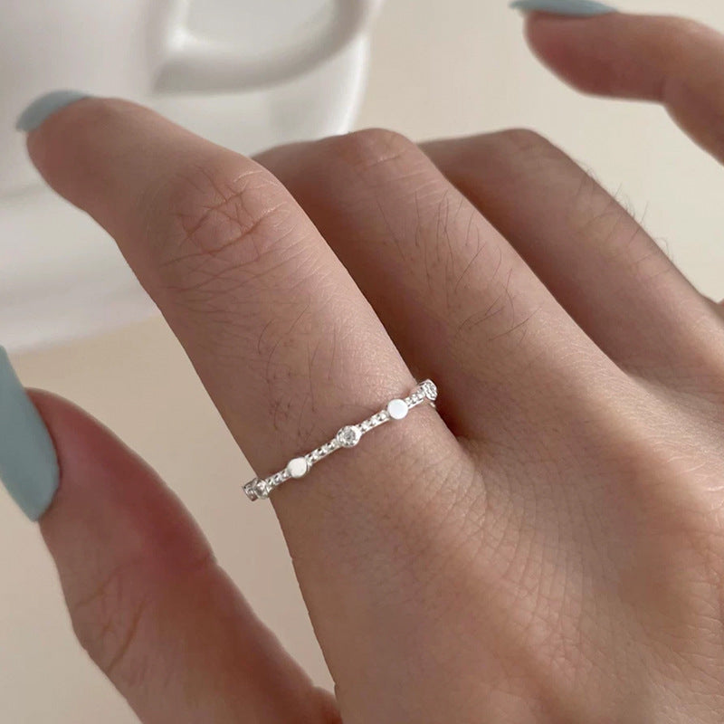 Women's Hollow Flower Open Niche Design Simple Rings