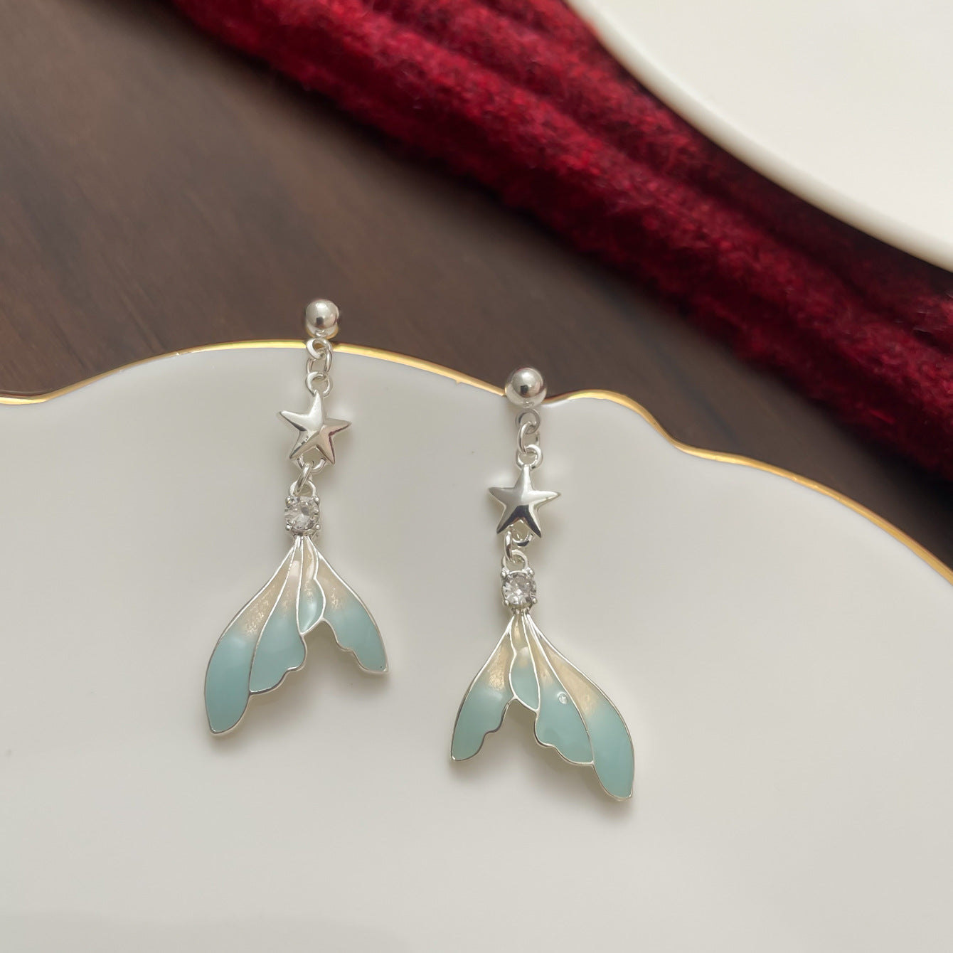 Sier Needle Butterfly Elegant Mermaid Tail Earrings