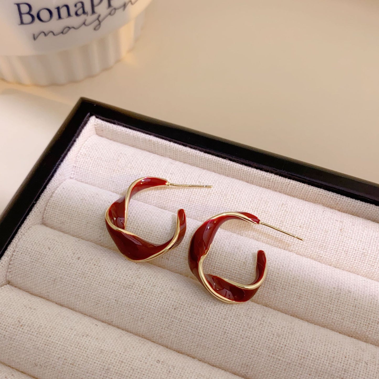 Trendy Female Light Luxury Minority French Earrings