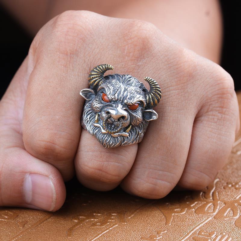 Men's Bullhead Domineering Personalized Retro Chinese Zodiac Cow Rings