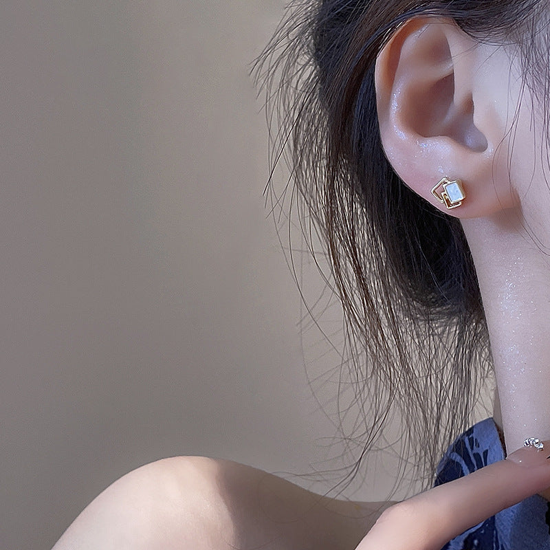 Sier Needle Geometric Square Hollow Design Earrings