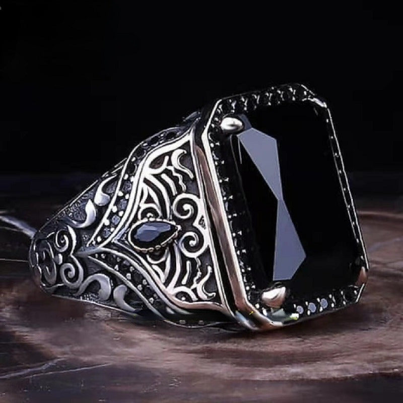 Men's Ornament Vintage Pattern Black Flat Zircon Rings