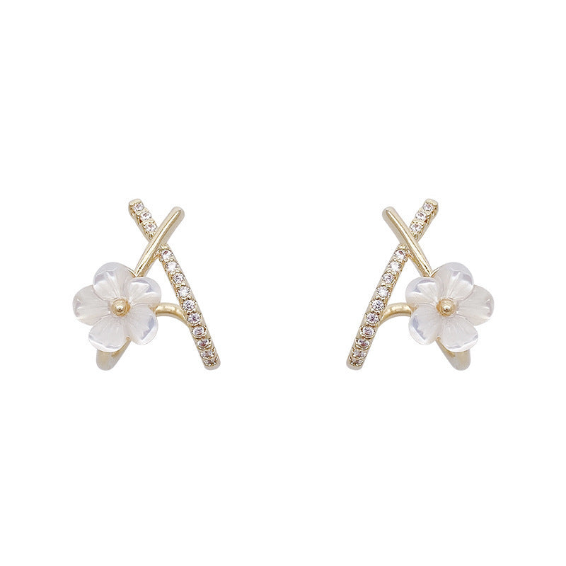 Style Shell Flower Female Niche Design High-grade Tide Sier Stud Earrings