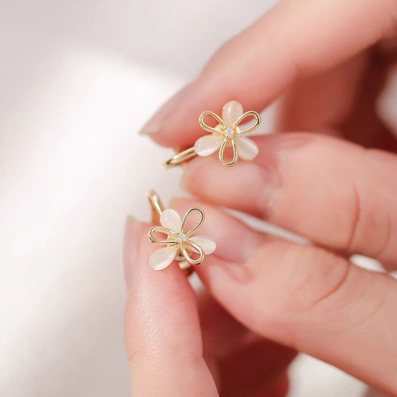 Light Luxury Diamond Female Niche Design Earrings
