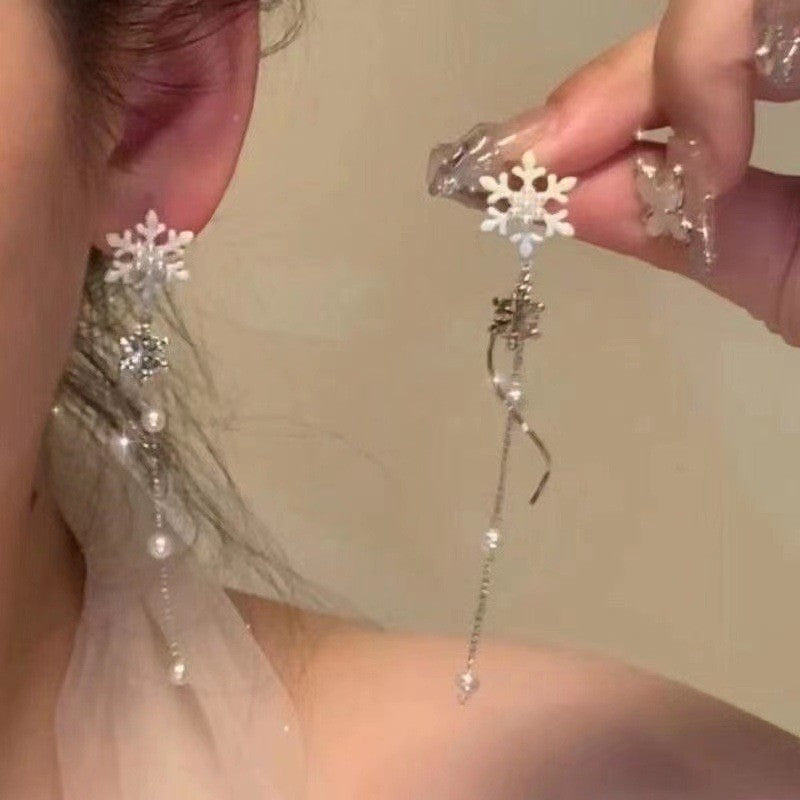 Sier Needle Cool Lady Temperament Butterfly Earrings