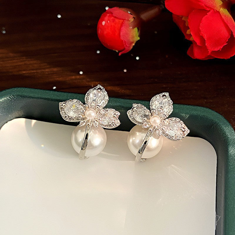 Shining Diamond Irregular Round Female Special Earrings