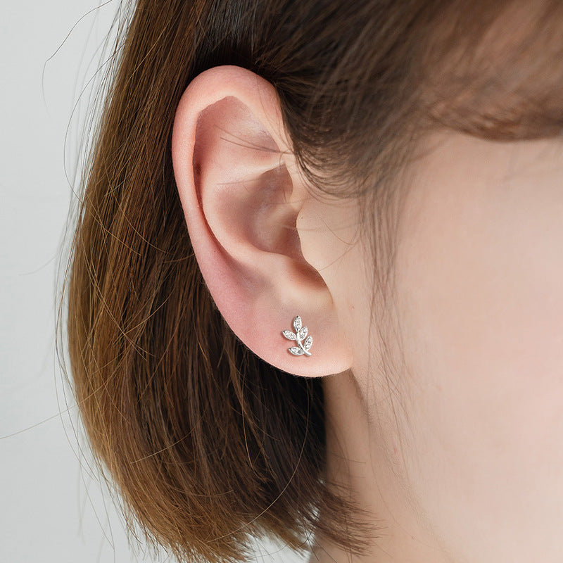 Straight Needle Simple Screw Inlaid Mini Earrings