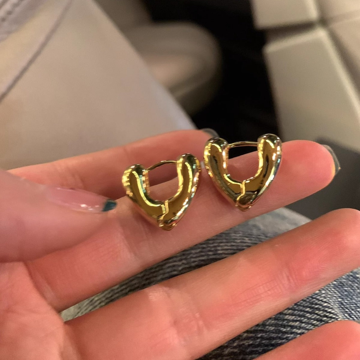 Heart Hollow Niche Design Advanced Cold Wind Exquisite Small Earrings
