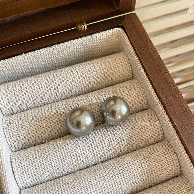 Women's Pearl For Niche Design High Class Earrings