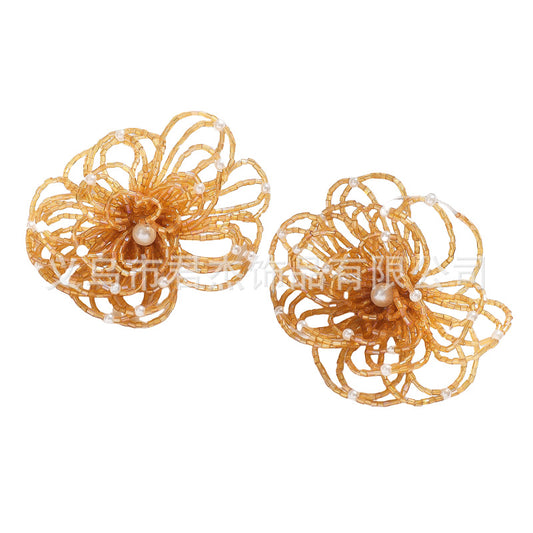Large Flower Fresh Hand-woven Pearl Female Earrings