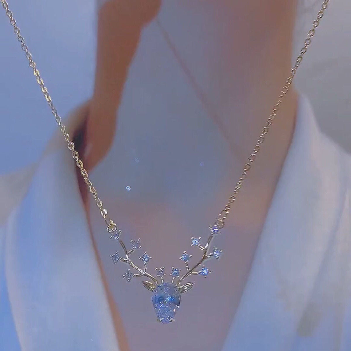 Has You Little Dear High Sense Necklaces