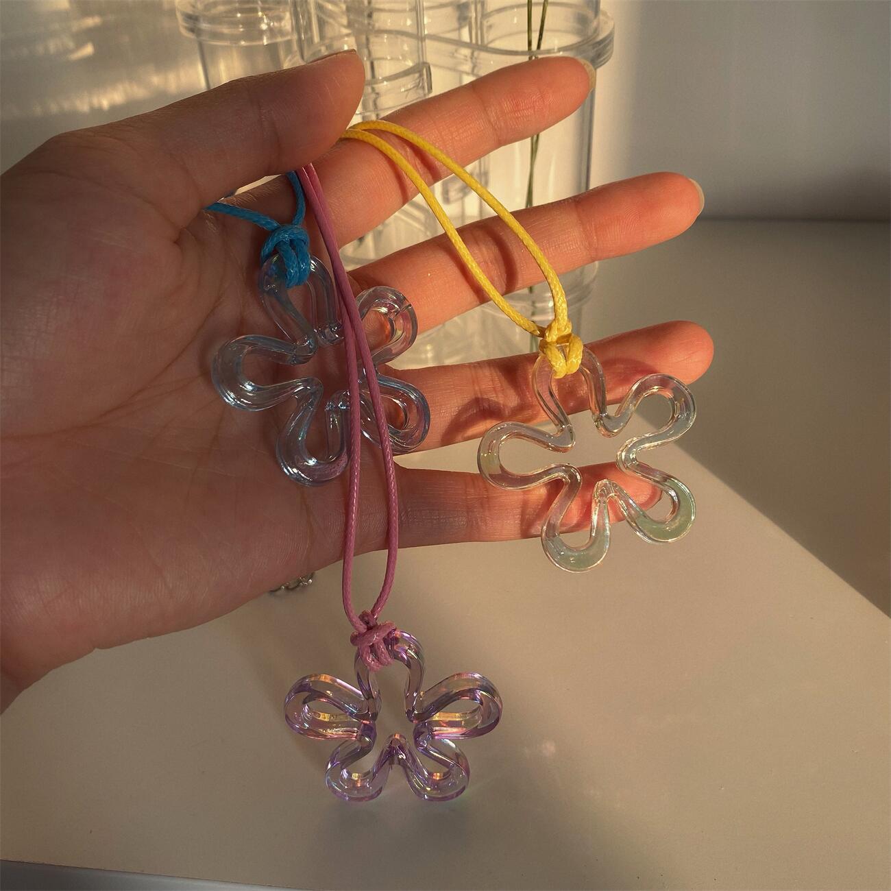 Laser Line Flower Style Design Hollow Necklaces