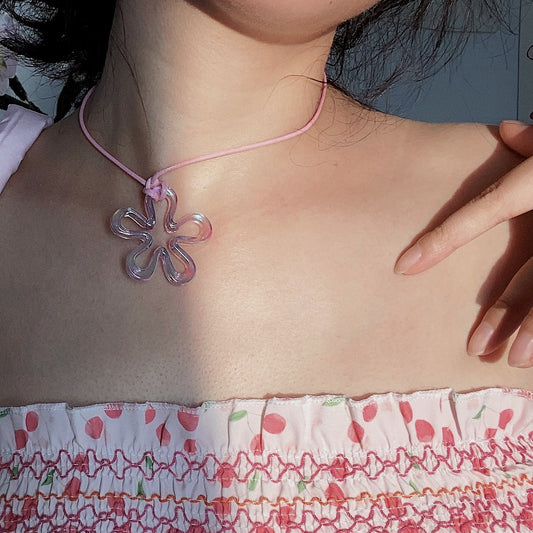Laser Line Flower Style Design Hollow Necklaces