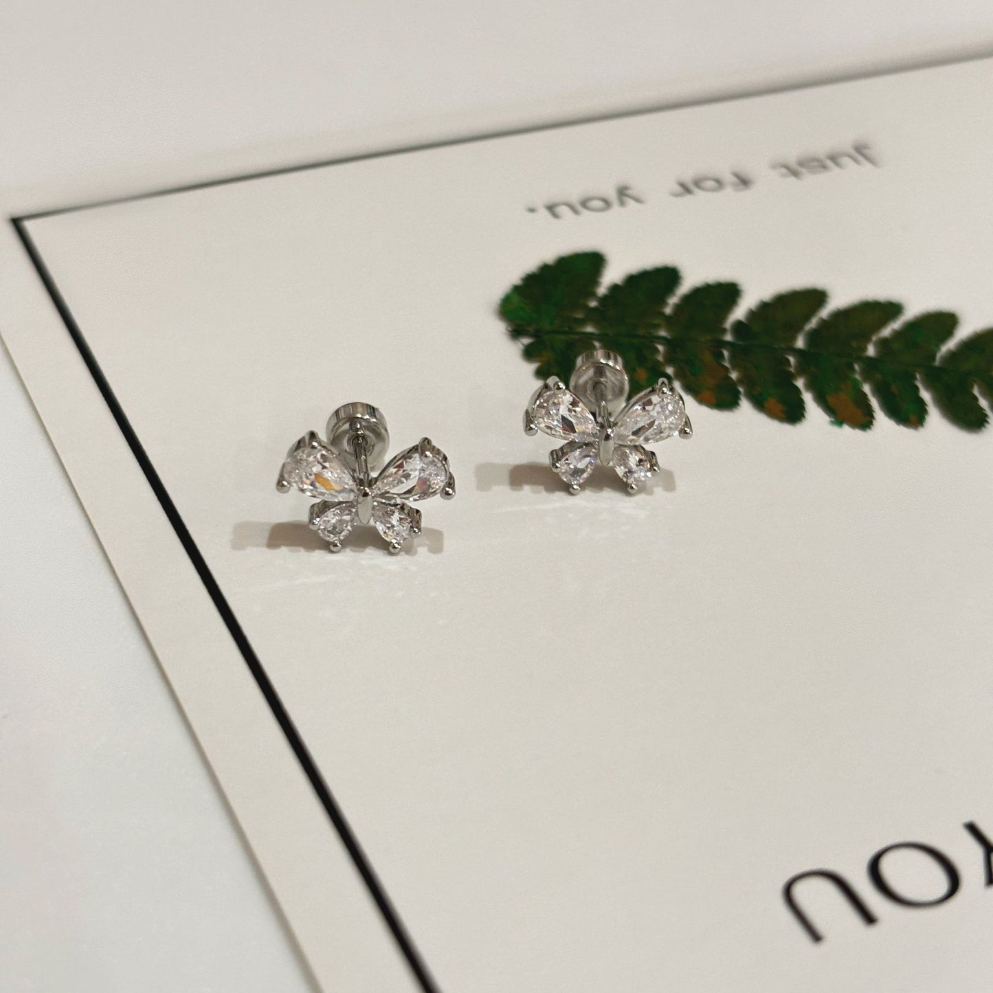 Zirconium Butterfly Bow Female Sweet Cool Niche Earrings