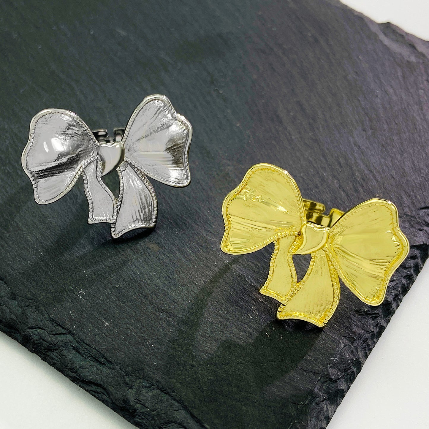 Women's Vintage Bow Love Heart-shaped High Sense Rings