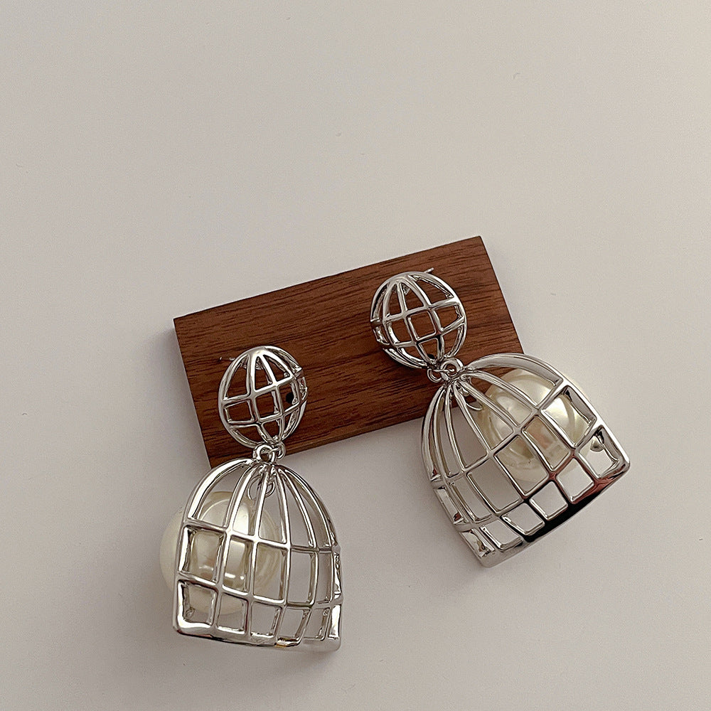 Light Luxury Cold Style Metal Bird Cage Wrapped Pearl Sier Earrings