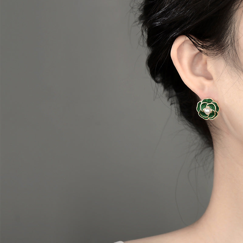 Women's Camellia Retro Aloofness Style Flower Pearl Light Rings