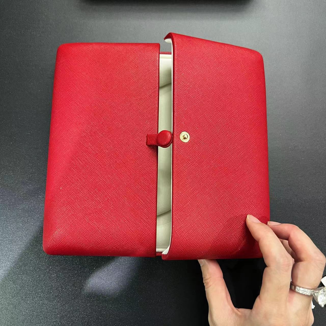 Box No Shipping For Individual Purchase Necklaces