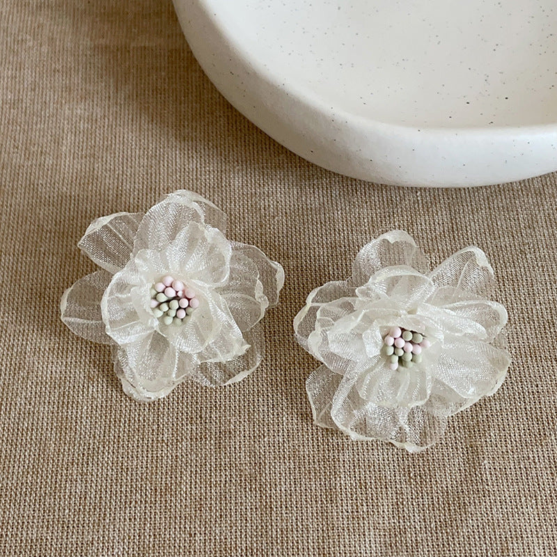 Women's Transparent Three-dimensional Net Yarn Flowers High Sense Graceful Fashionable Earrings