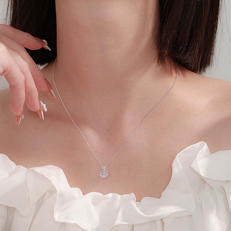 Women's Swan High Sense Entry Lux Elegant Necklaces
