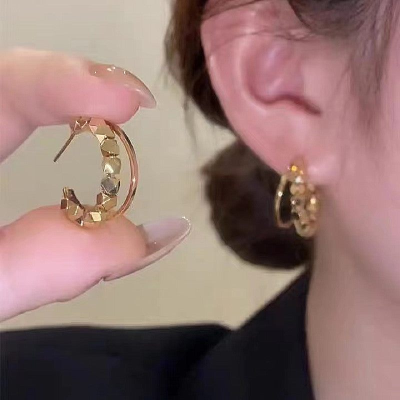 Simple Female Sier Light High-grade Small Ear Earrings