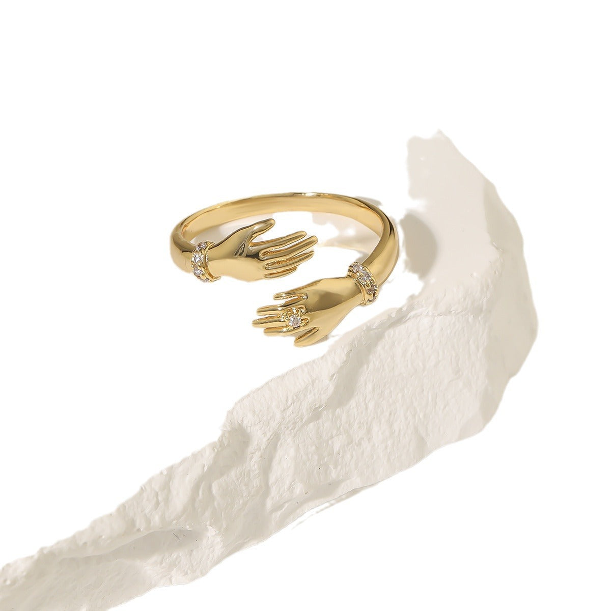 Luxury High Sense Gold Hands Hug Rings