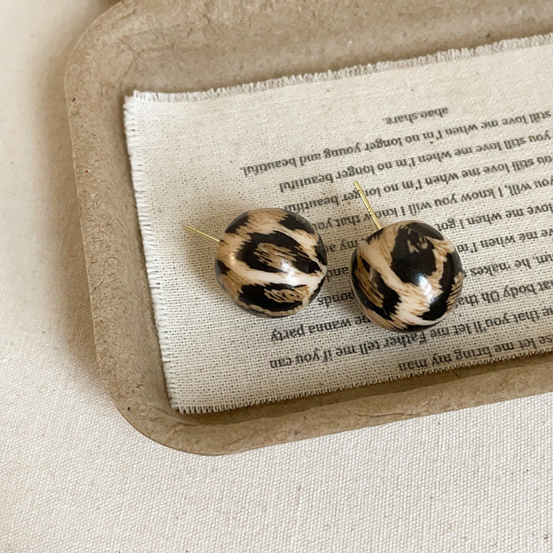 Women's Print Resin For Retro Affordable Luxury Fashionable Earrings
