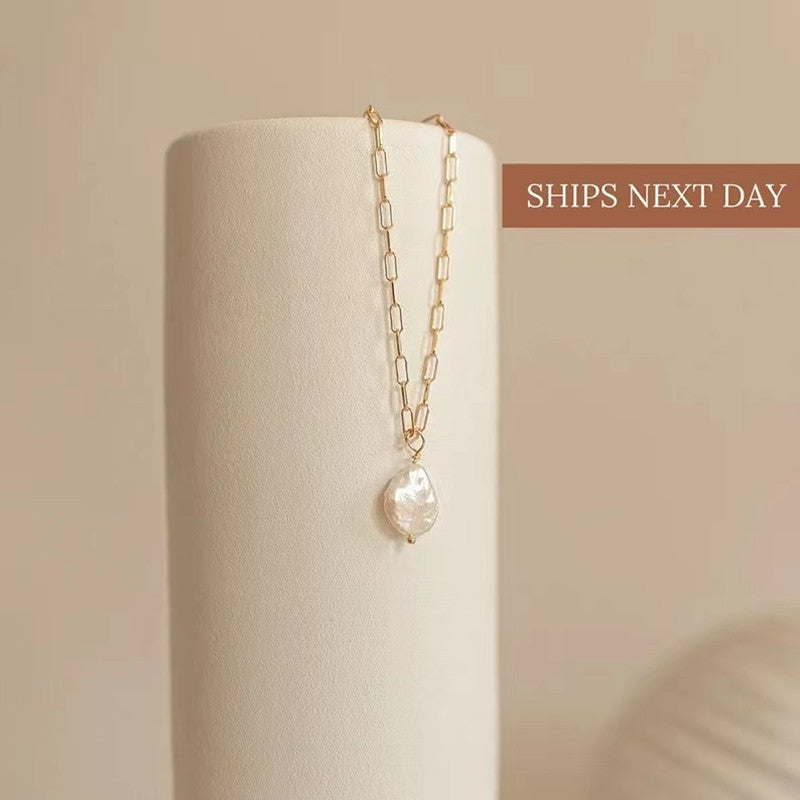 Baroque Pearl Female Personality All Match Necklaces