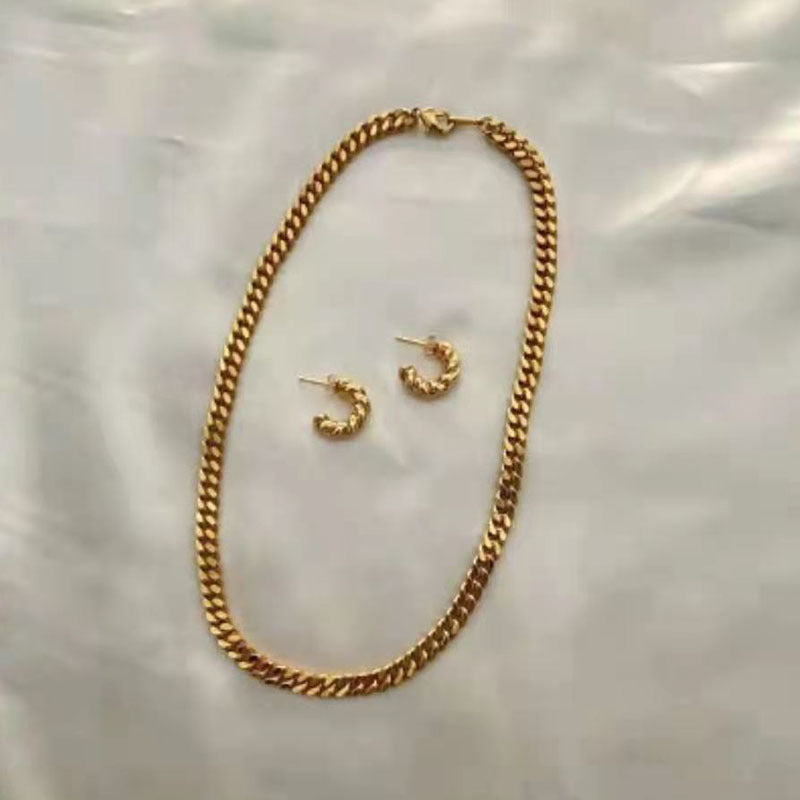 Twist Fashionable Gift Titanium Steel Gold Earrings