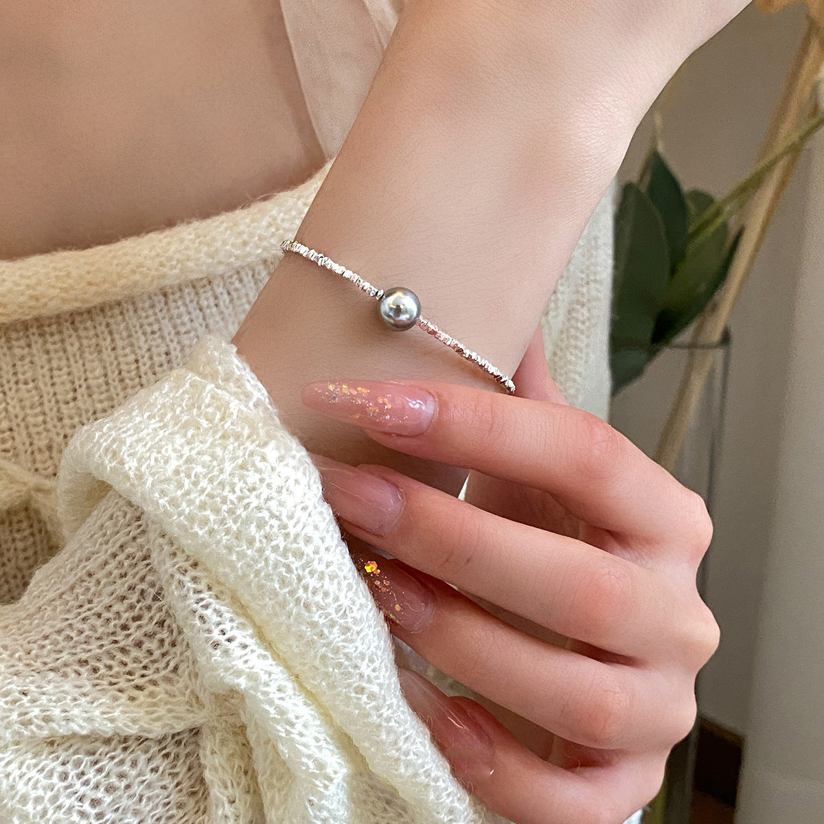 Women's Small Pieces Of Sier Pearl Korean Style Light Bracelets
