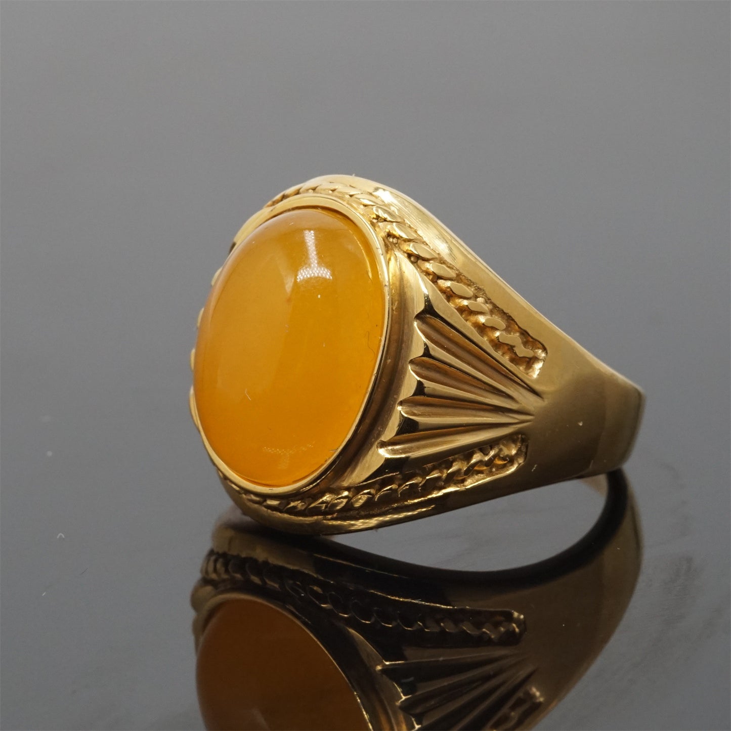 Women's & Men's Trendy Titanium Steel Inlaid Graceful Fashionable Rings