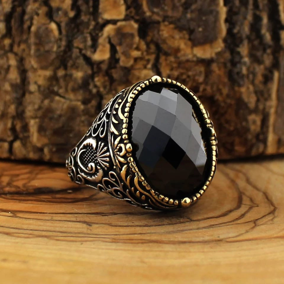 Men's Ornament Snakelike Winding Black Flat Gemstone Vintage Rings