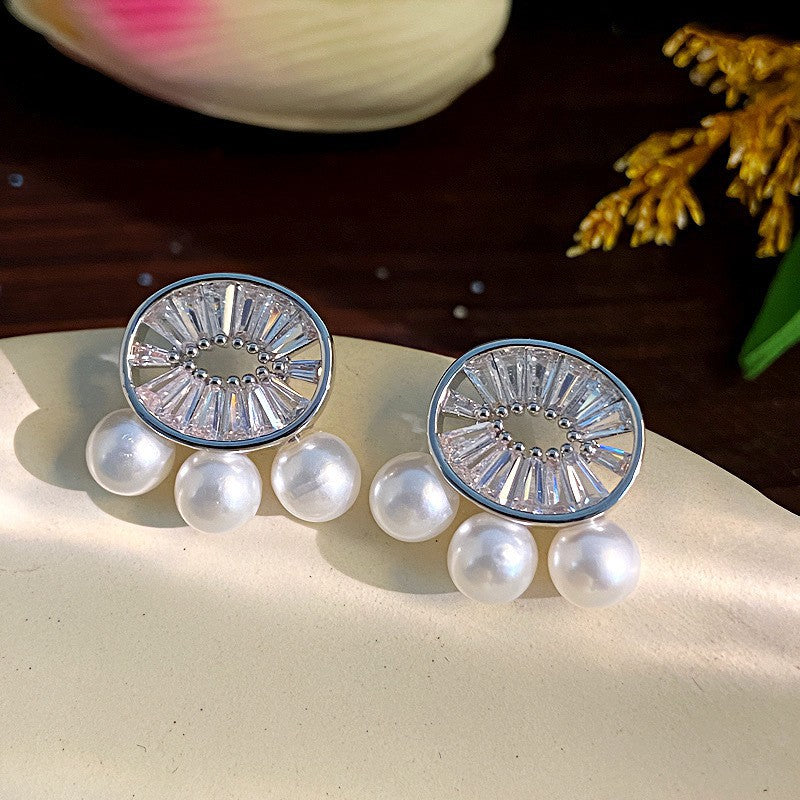 Shining Diamond Irregular Round Female Special Earrings
