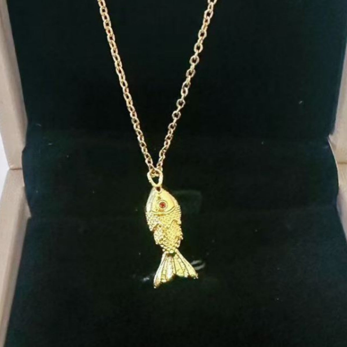 Women's Fashion Retro Fish Koi Titanium Steel Necklaces