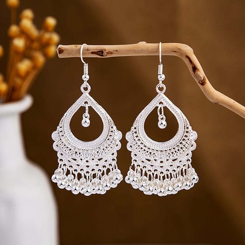 Hollowed Fashion Exotic Retro Artistic Classical Earrings