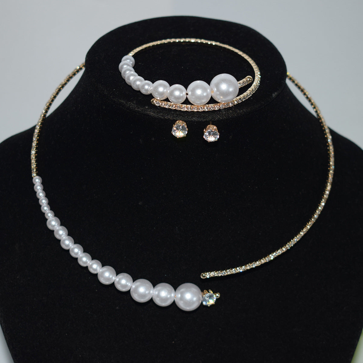 Women's Diamond Stringed Pearls Collar Bridal Rhinestone Jewelry Set