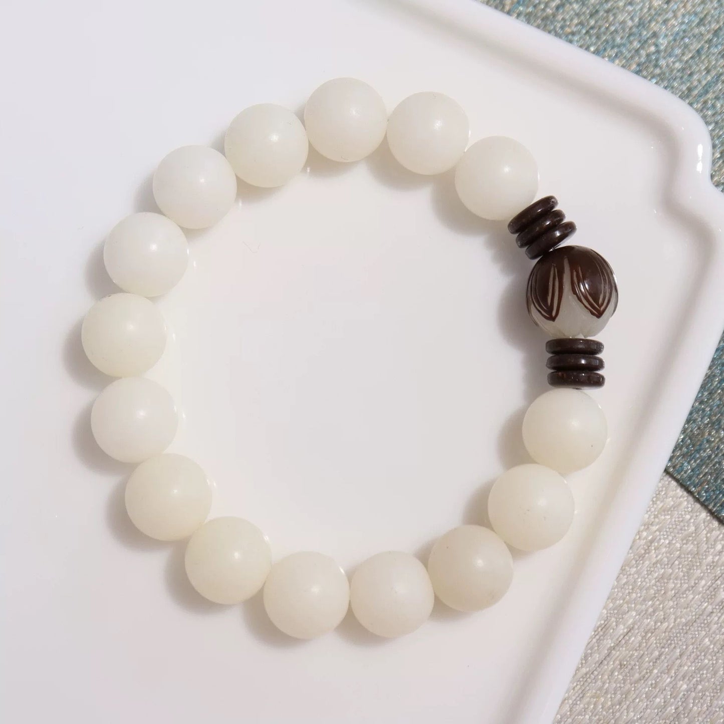Bodhi Charcoal Small Steamed Bun White Jade Pliable Temperament Buddha Bracelet