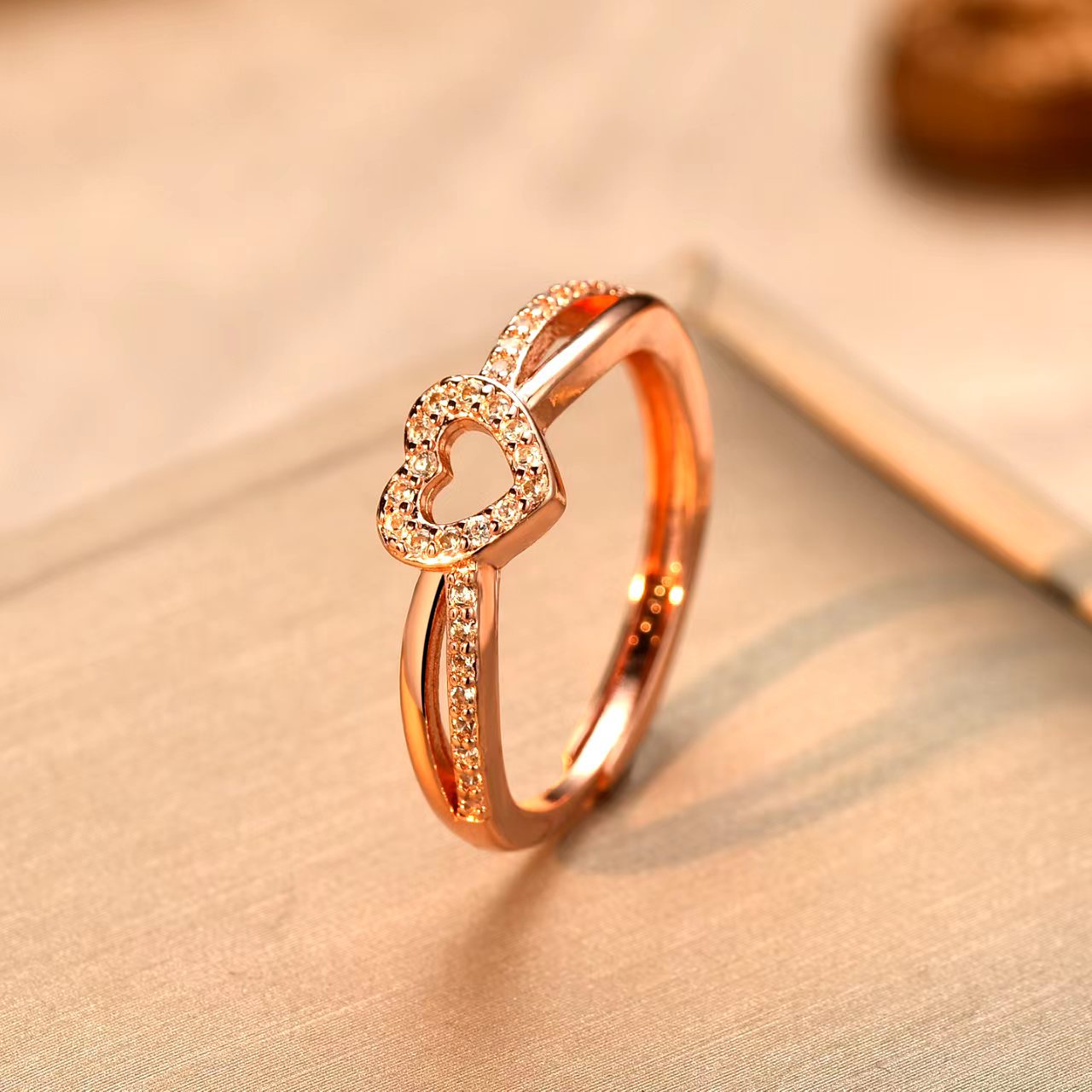 Style Personality Trendy Grace Inlaid With Rings