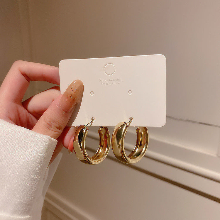 Geometric Butterfly Pearl Affordable Luxury Fashion Earrings