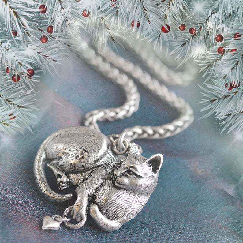 Women's Mysterious Animal Cat Personality Sweater Chain Necklaces