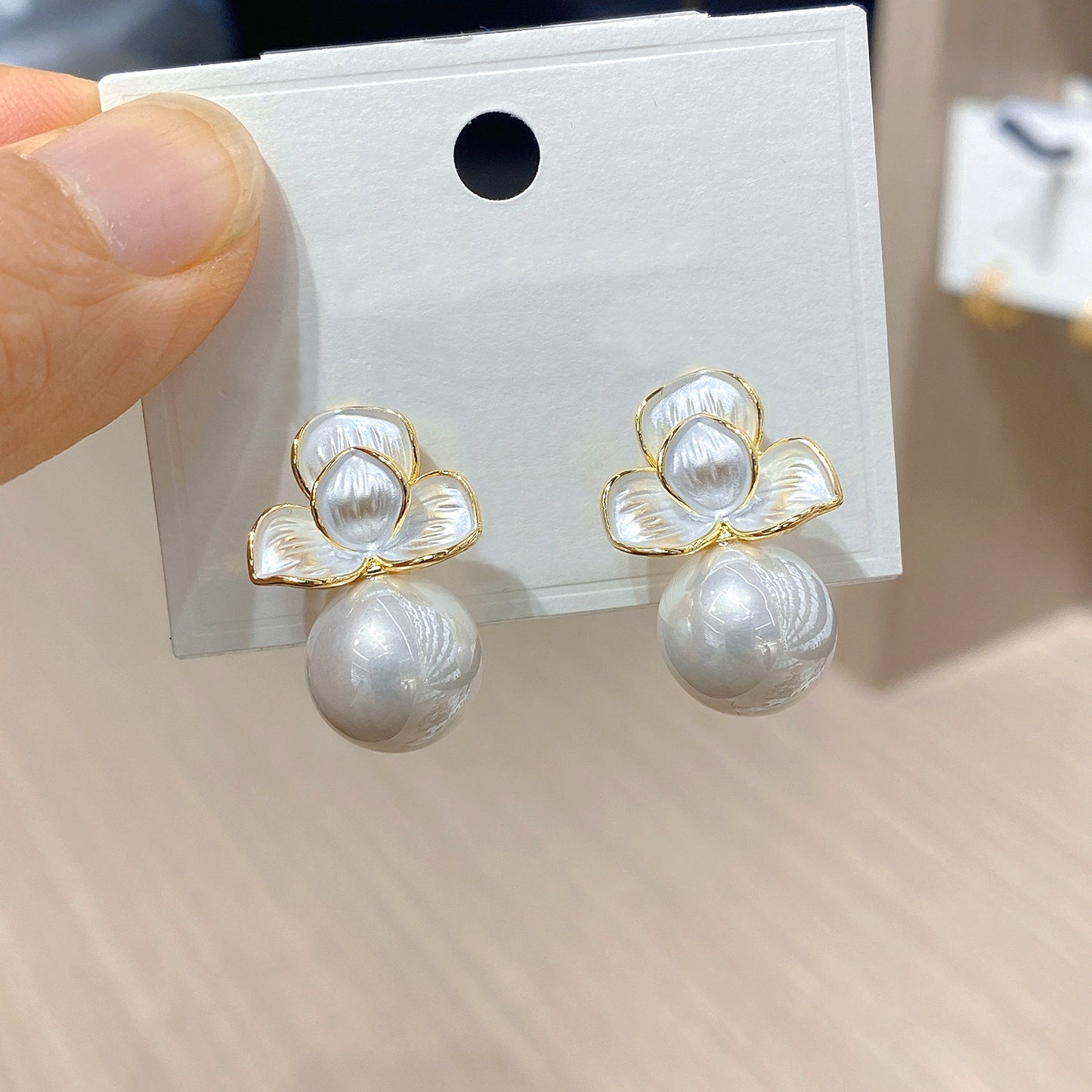 French Elegant Flower Pearl High Sense Earrings