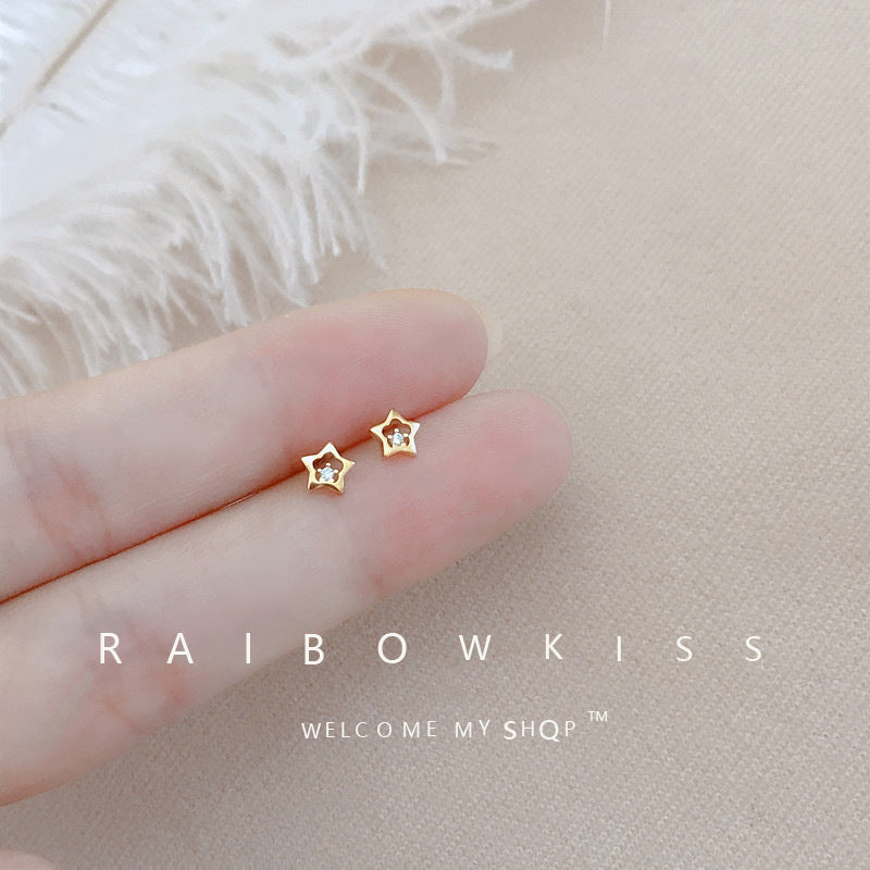 Women's Star Ear Design Trendy Pentagram Simple Earrings