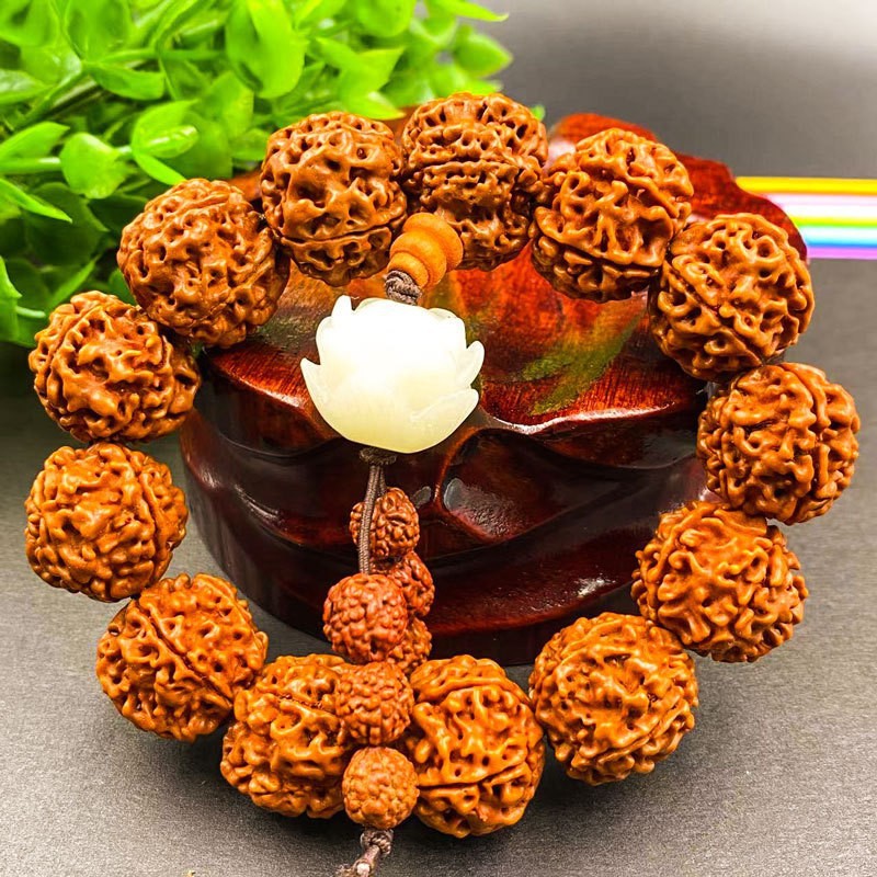 Bone Sea Willow Beeswax Horn Five Faces Buddha Beads Pipal Bracelets