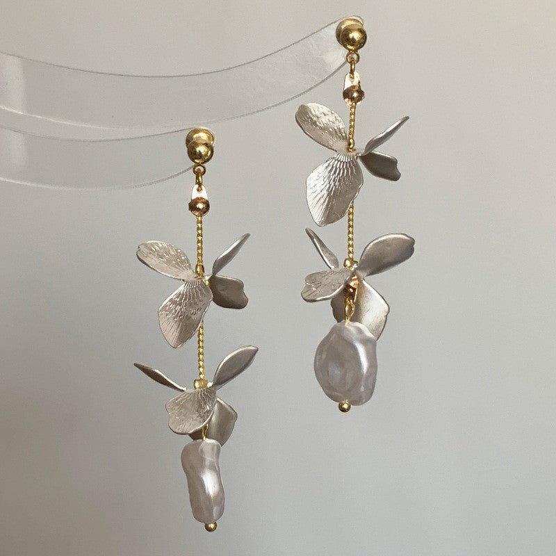 Sier Needle Cool Lady Temperament Butterfly Earrings
